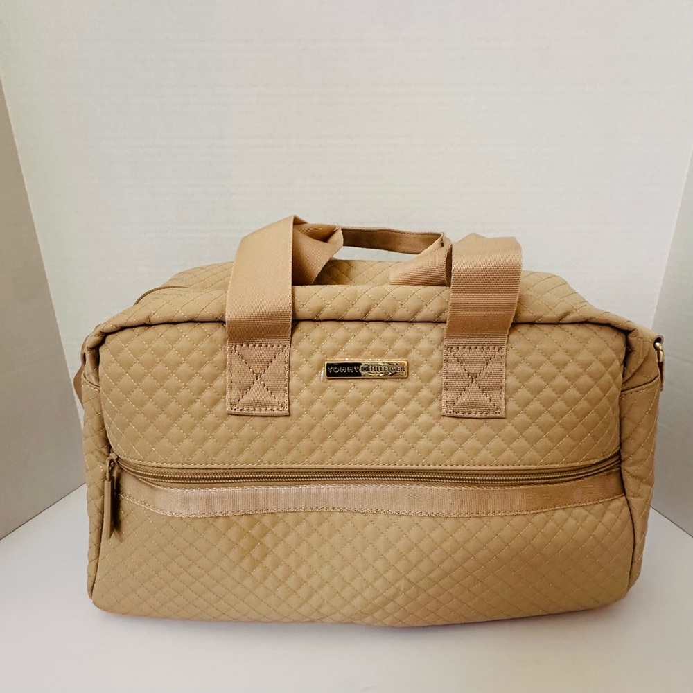 Tommy Hilfiger Bag Travel Duffel 16 x 7 x 9 Weekender Pockets Adjustable Strap